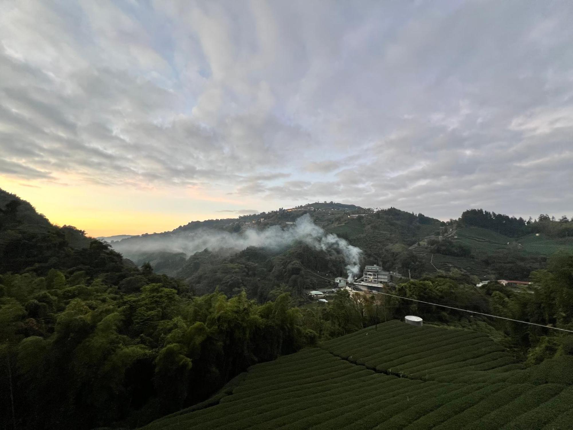 De Ren Tea Gardens Apartment Meishan Bagian luar foto